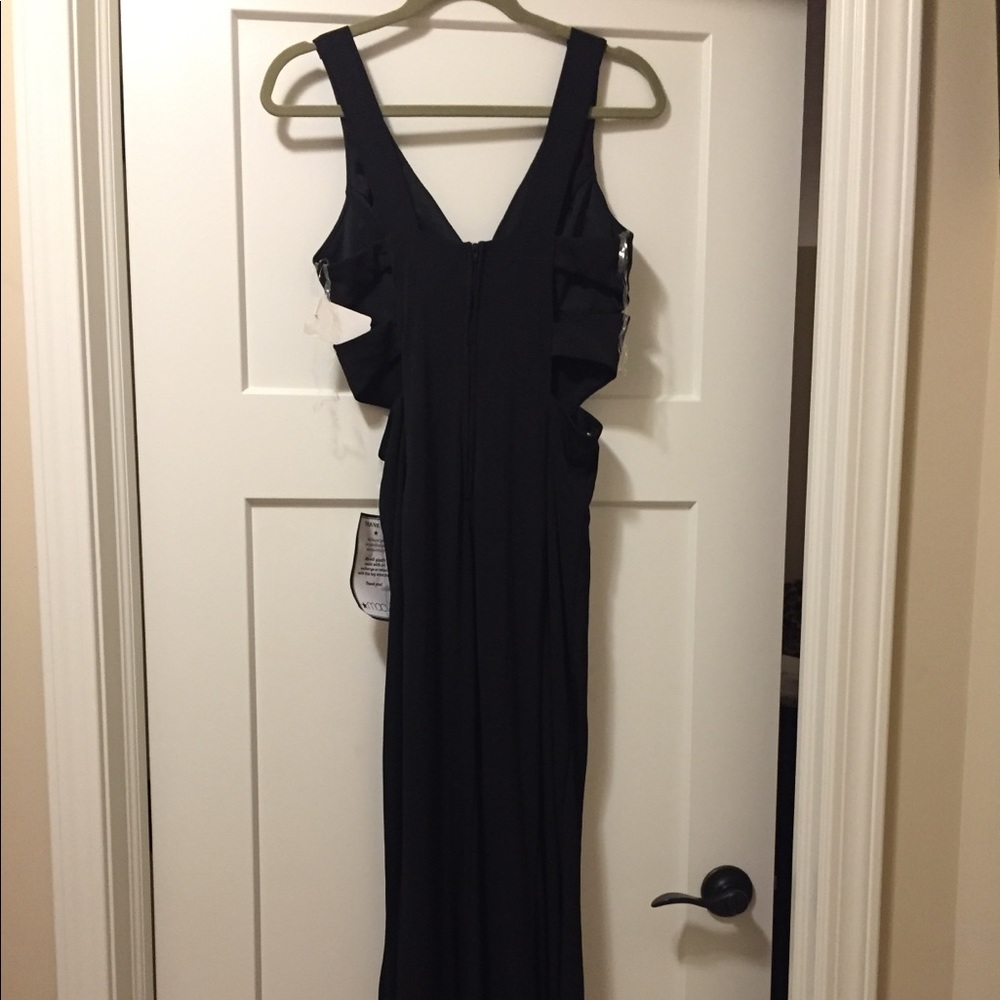 💎💎Black Cut-Gown💎💎